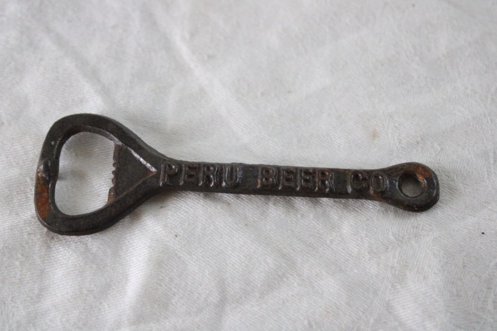 Pre-Pro Peru Beer Co. Bottle Opener 1899-1920: Pre-Pro Peru Beer Co. Bottle Opener 1899-1920 - Peru Beer Company was only in business from 1899-1920 and was based out of Peru, Illinois. Raised Lettering FAVORITE STOCK on one side. A nice rare