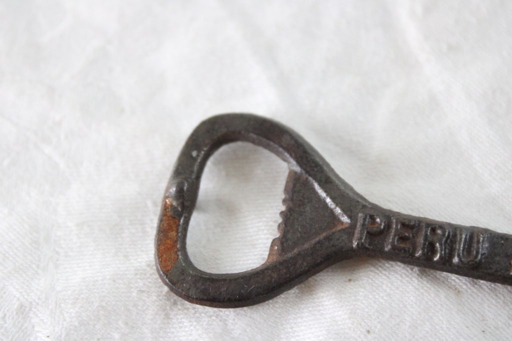 Pre-Pro Peru Beer Co. Bottle Opener 1899-1920 - 4
