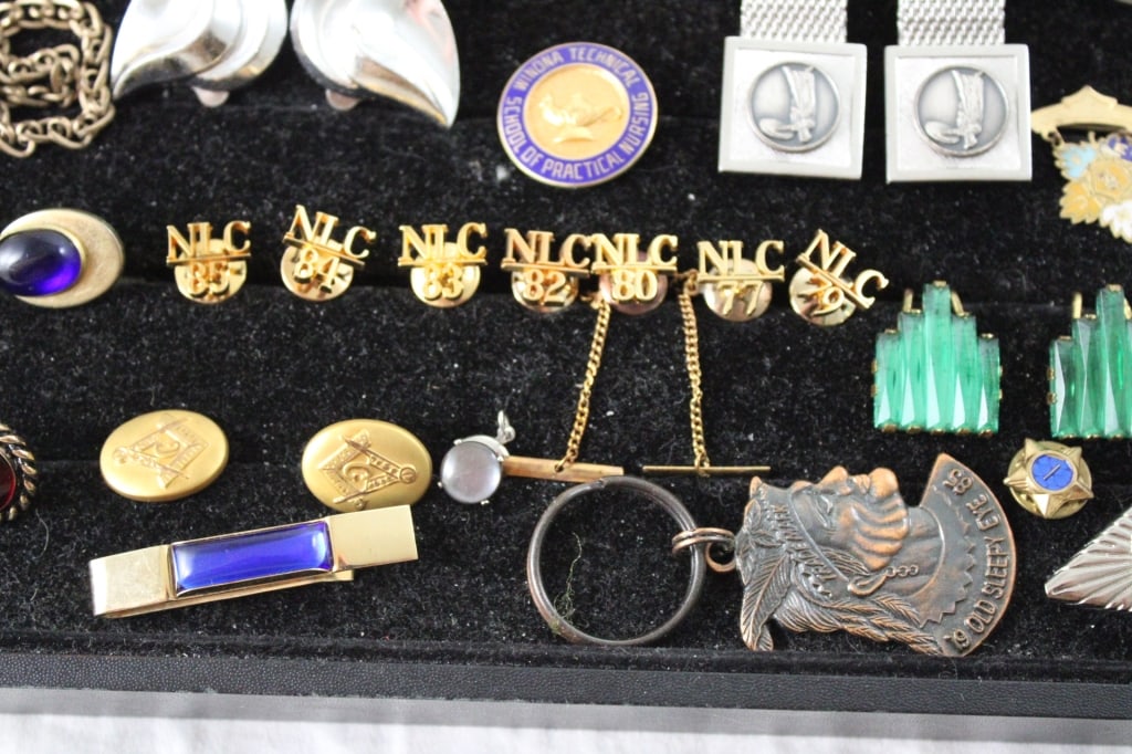 Costume Estate Jewelry, Pins and More - 10
