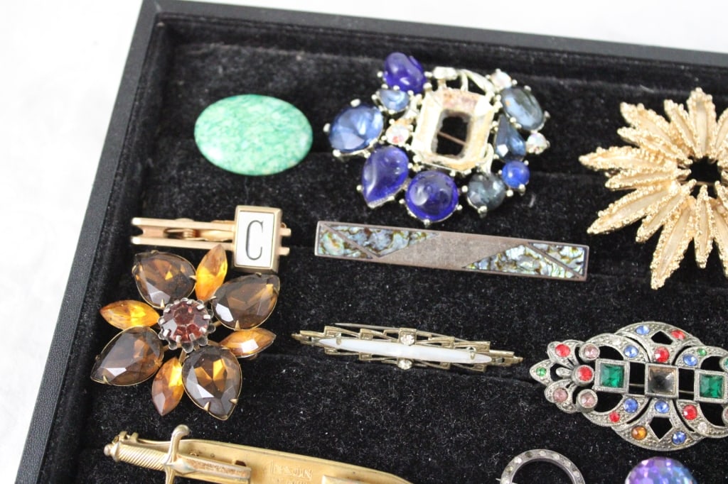 Costume Estate Jewelry, Pins and More - 13