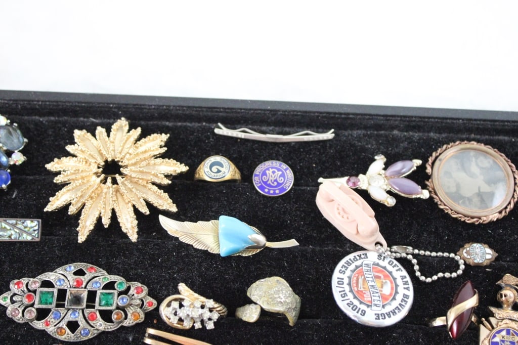 Costume Estate Jewelry, Pins and More - 16