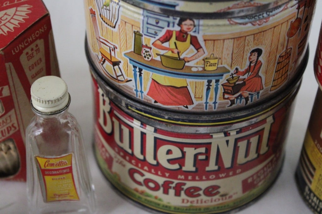 Vintage Advertising Tins, Boxes, Cases & More - 16