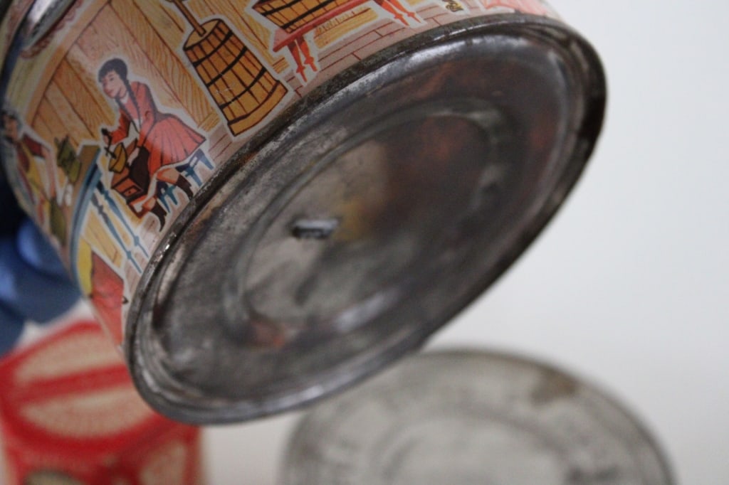 Vintage Advertising Tins, Boxes, Cases & More - 20