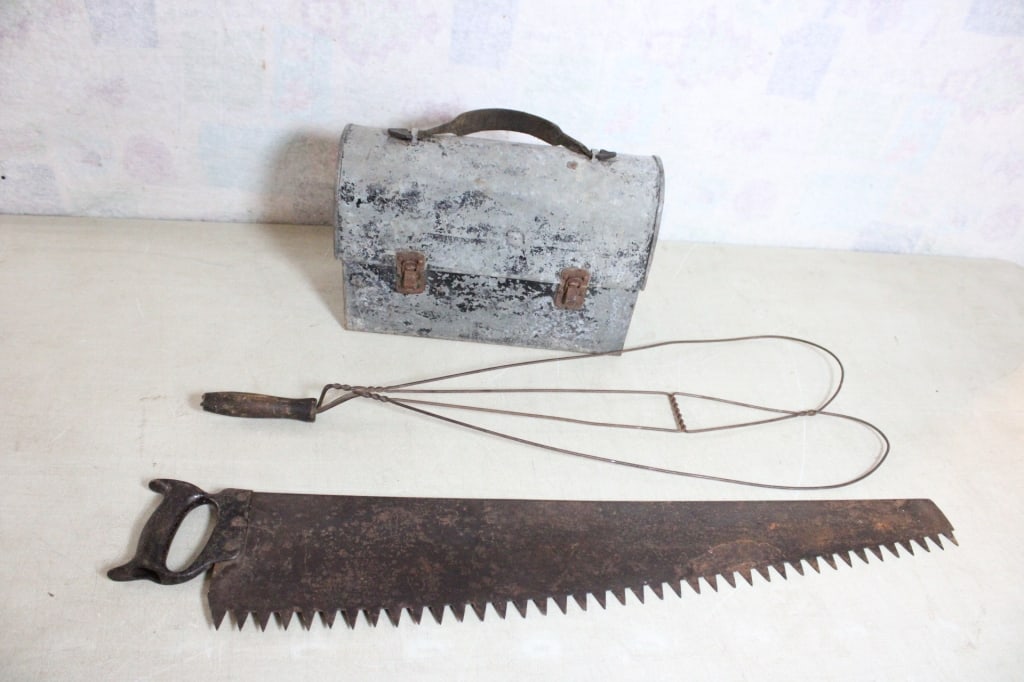 Ice Saw, Rug Beater & Homemade Lunchbox (1 of 15)