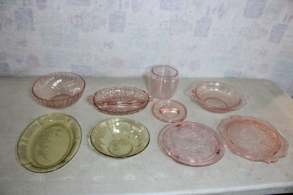 Yellow & Pink Depression Glass (1 of 20)