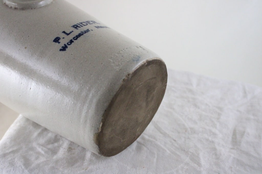 Dorchester Stoneware Foot Warmer P L Rider - 10