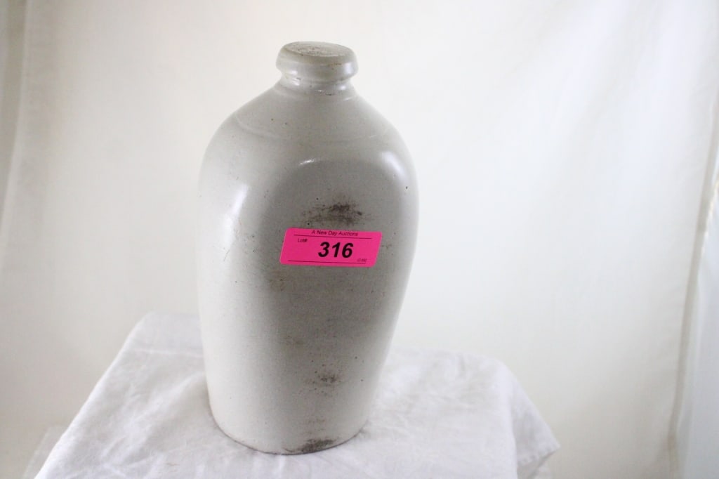 Dorchester Stoneware Foot Warmer P L Rider - 9