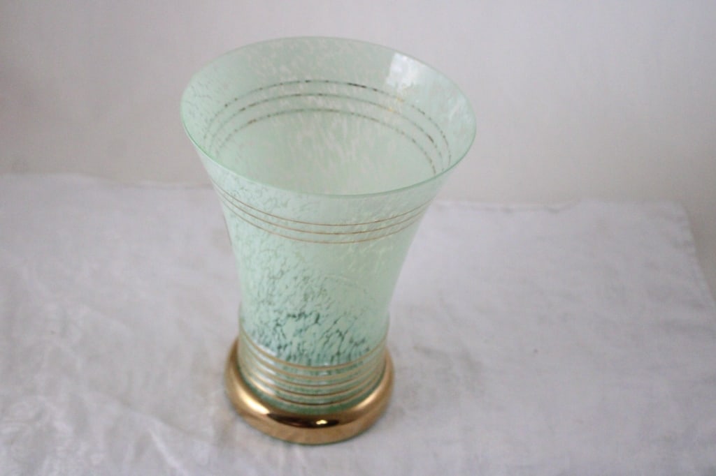 Art Deco 8" Vase Made in France Foil Label Crest - 5