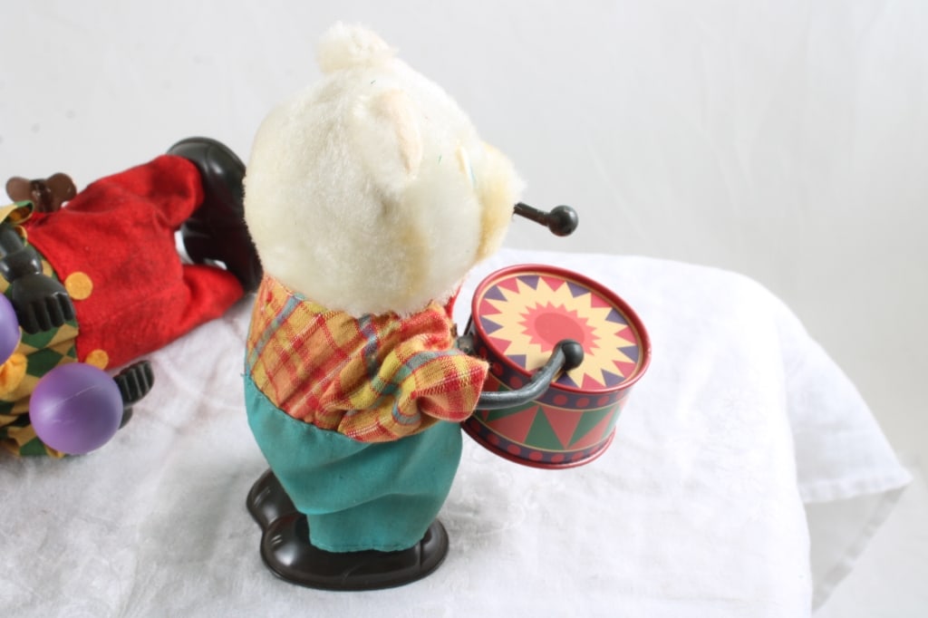 2 Windup Bear Toys Playing Drums & Maracas - 10