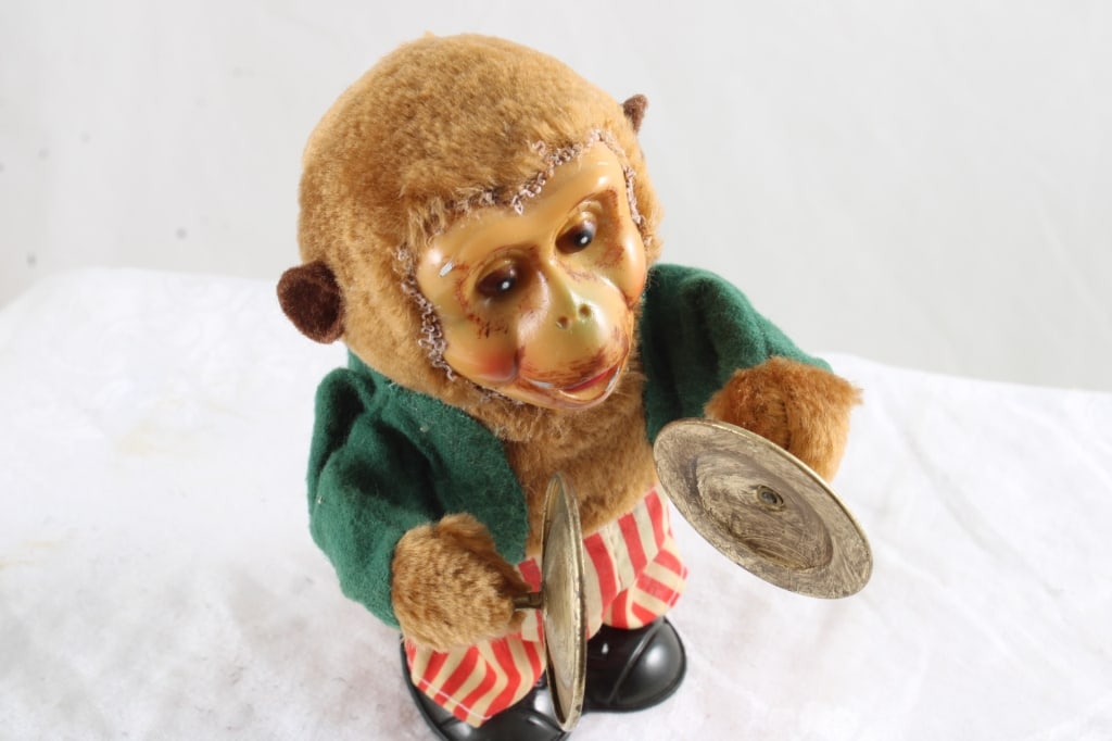Key Wind Monkey Playing Cymbals Working - 2