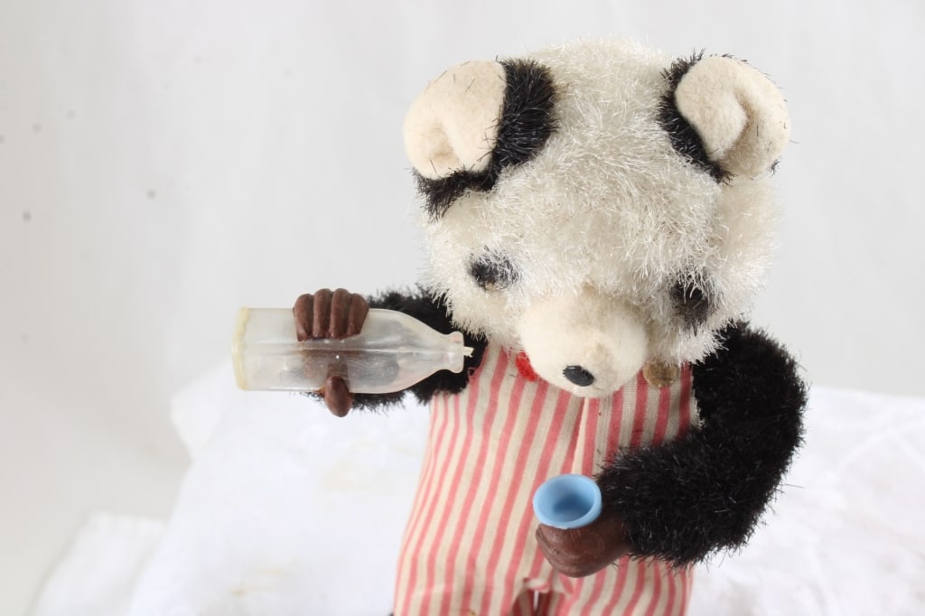 2 Windup ALPS Bears Reading, Drinking Both Work - 2