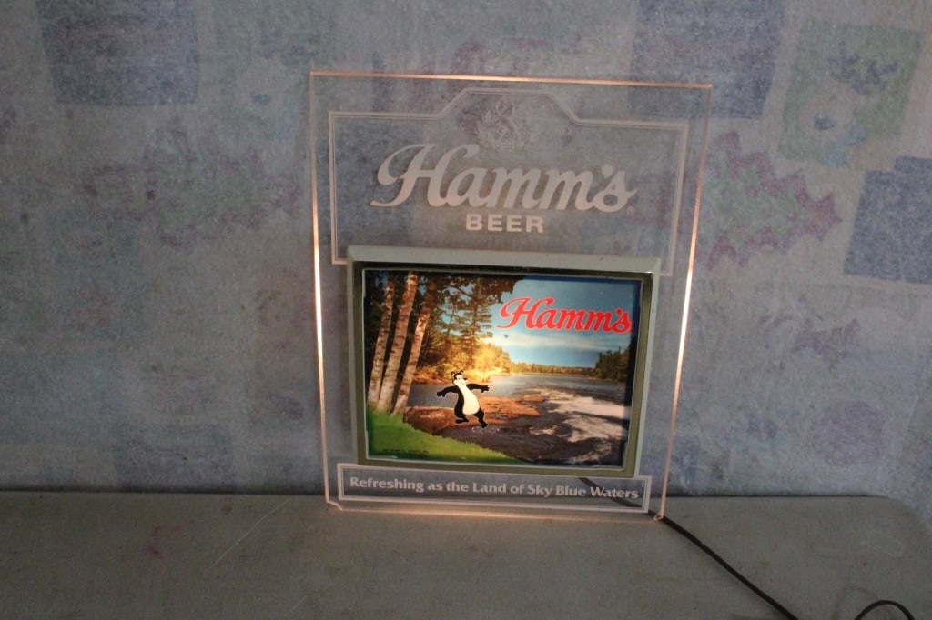 Hamm's Beer Lighted Sign 1980's Bear Toe in Water - 3
