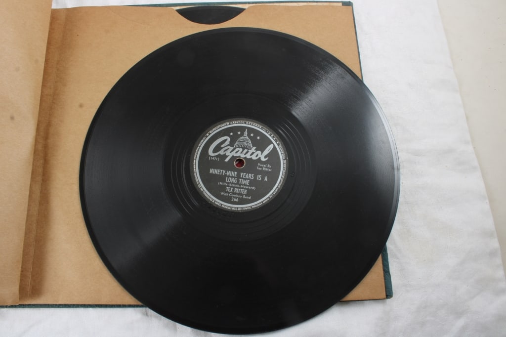 1947 Amos 'N' Andy Top Ten Record Album 78 rpms - 10