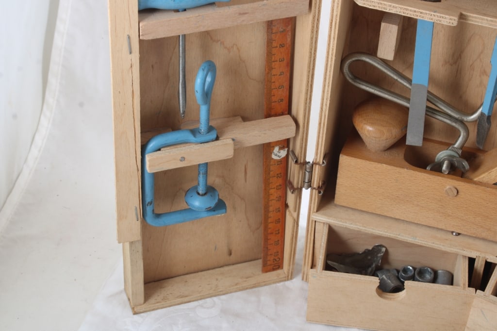 Popular Mechanics Child's Tools in Wood Case - 3