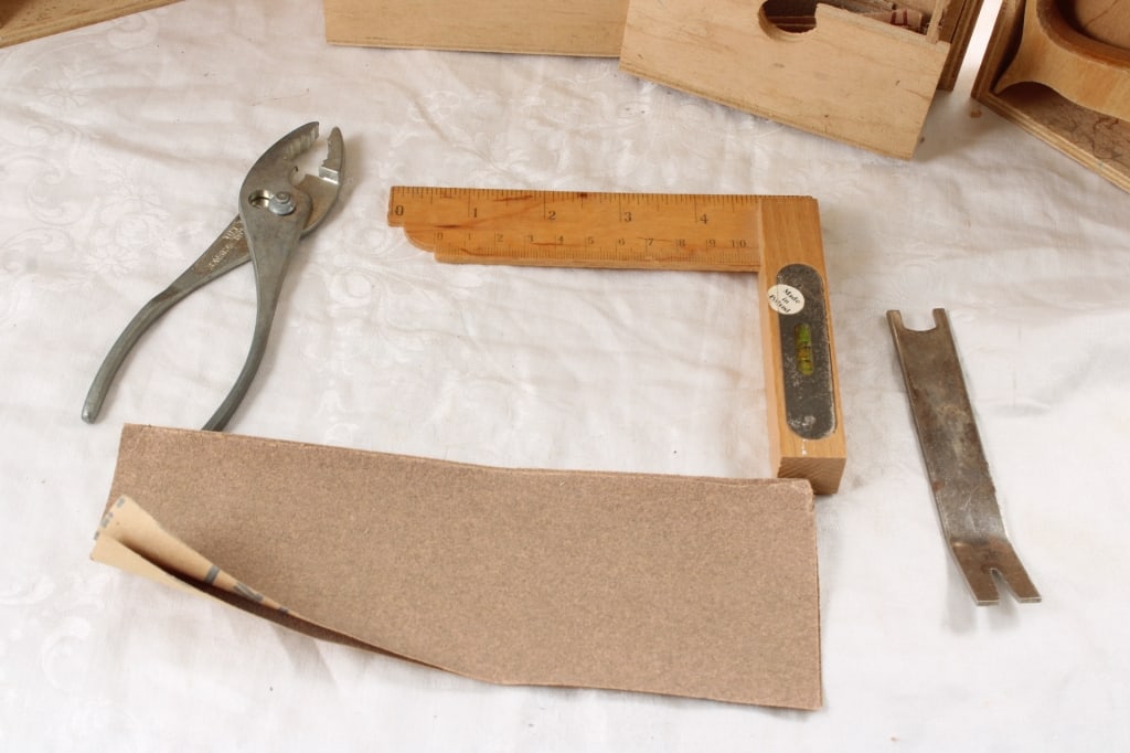 Popular Mechanics Child's Tools in Wood Case - 4
