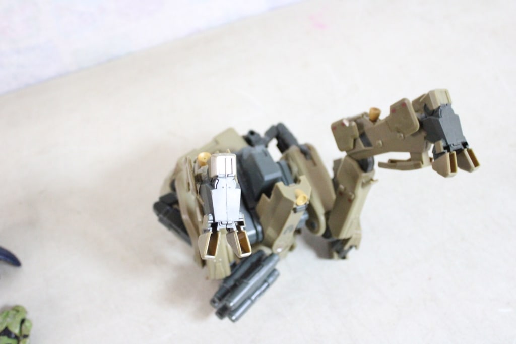 Halo Ghost Mantis Covenant and 2 Figures - 14