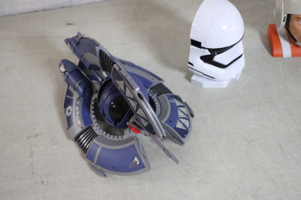 Star Wars Toys & Micro Machines Cases - 3
