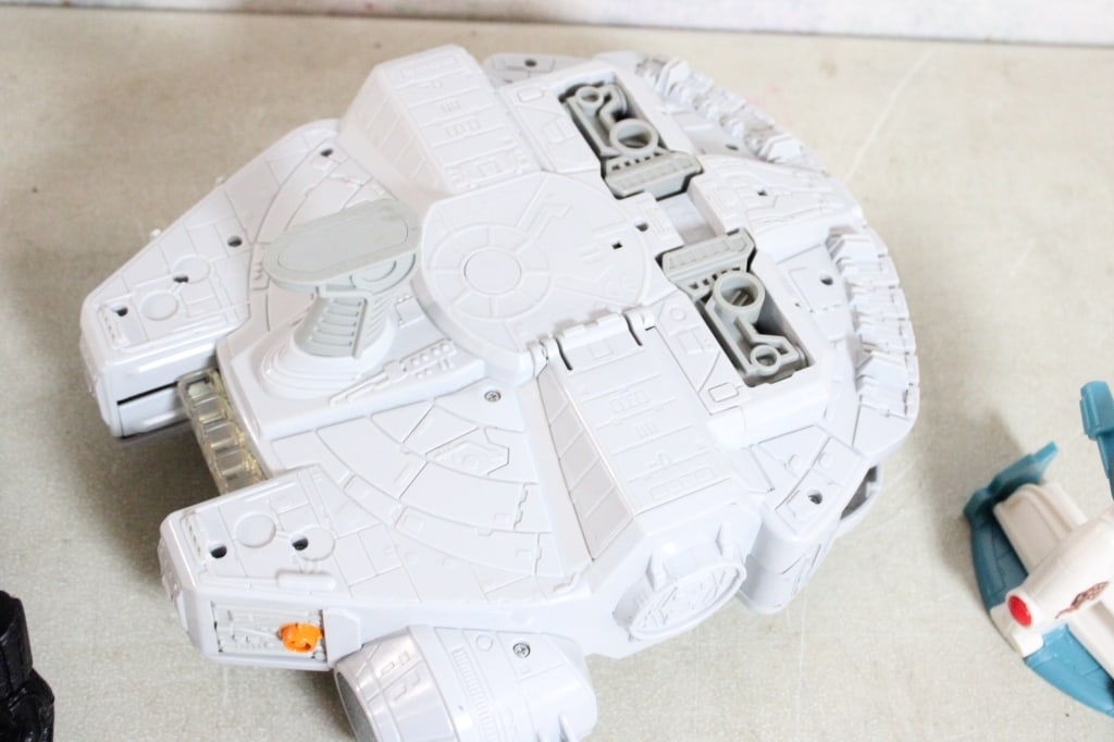 Playskool Star Wars Millenium Falcons & Figures - 19
