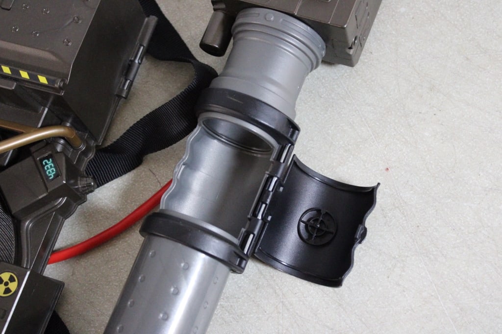 Ghostbuster Proton Pack & Projector Works - 9