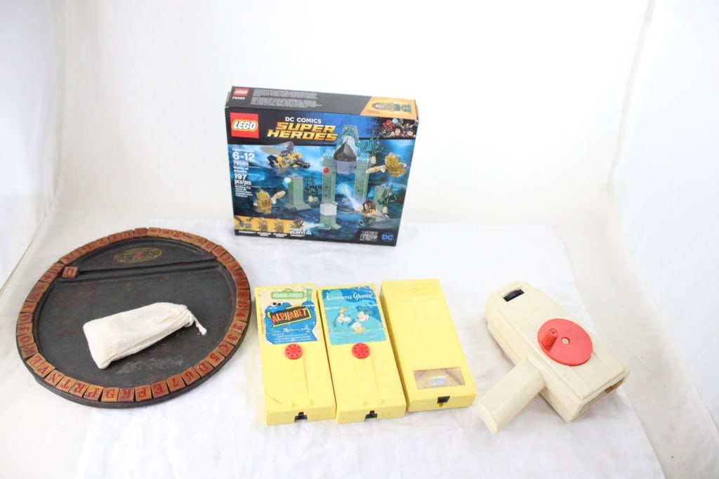 Fisher Price Movie Projector, Lego DC Comics 76085: Fisher Price Movie Projector, Lego DC Comics 76085 - Fisher Price Movie Projector with 2 Films, Lego DC Comics Super Heroes #76085 New in Package, Antique Teaching Toy with Chalkboard. Lot Size 10" x