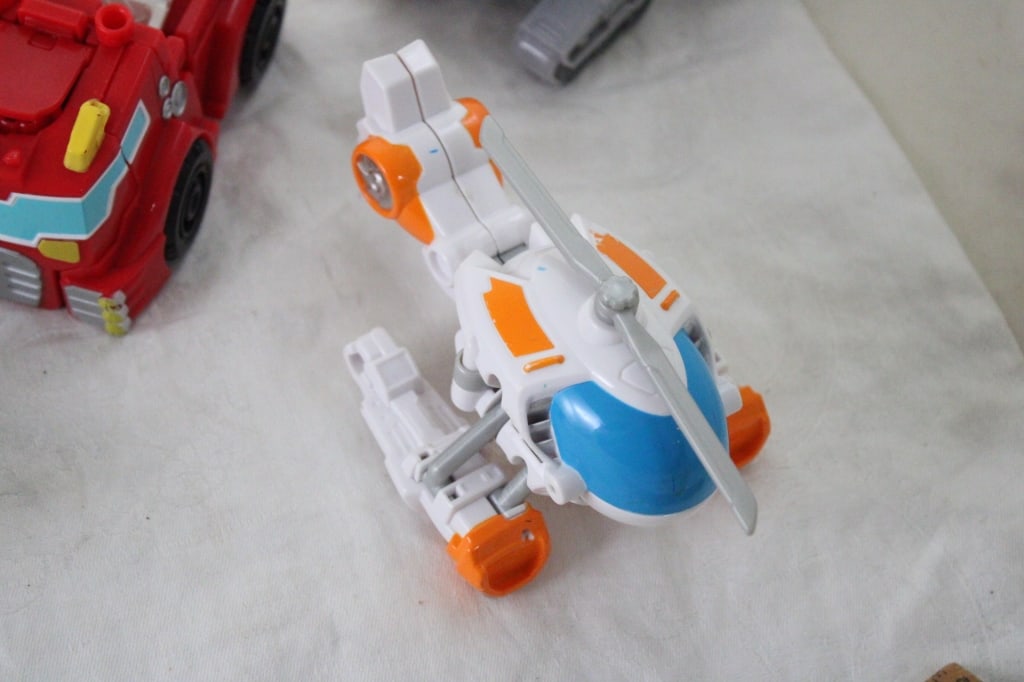 9 Hasbro Tomy Transformers Rescue Bots Heroes - 17