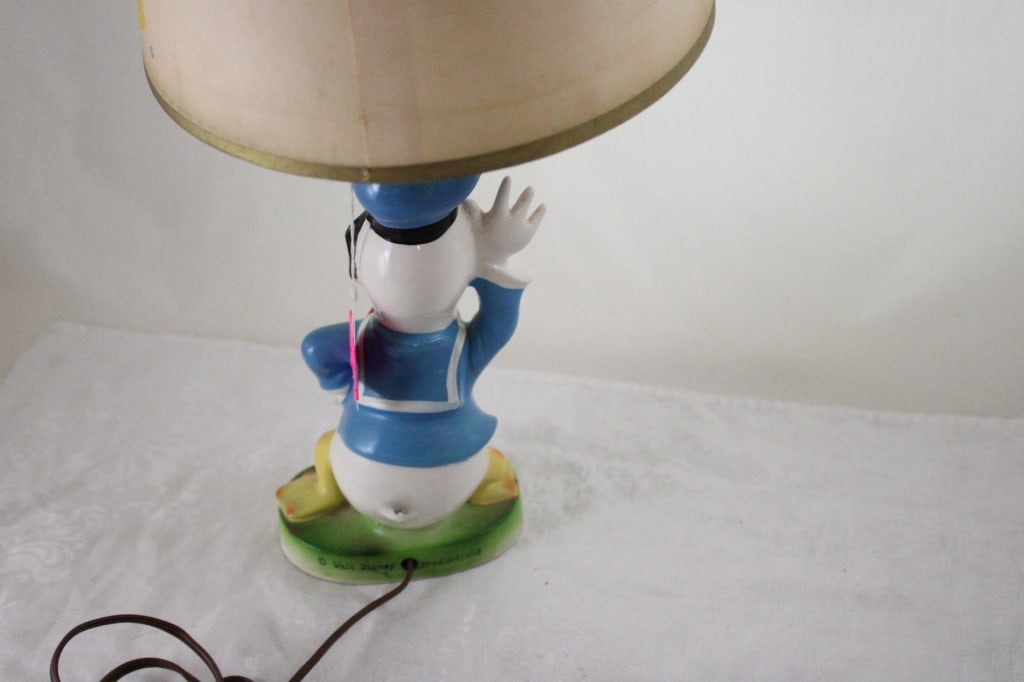 Vintage Walt Disney Donald Duck Lamp & Shade - 9