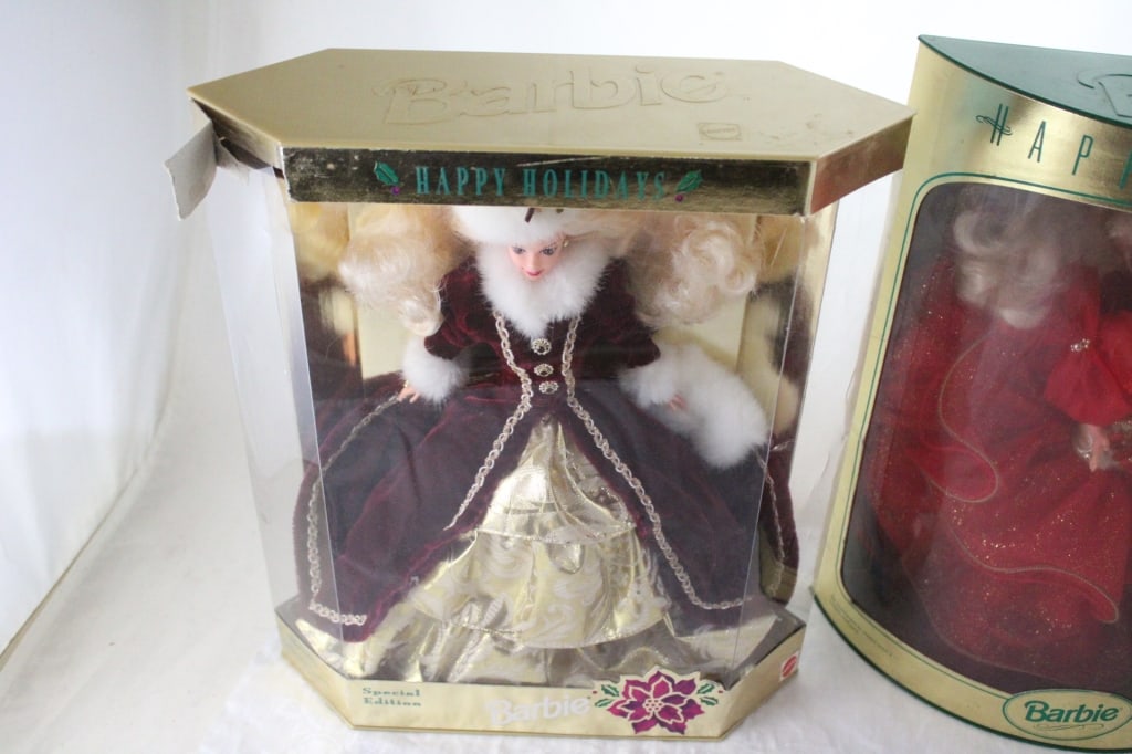 3 Holiday Barbies Special Editions 1993, 94, 96 - 11