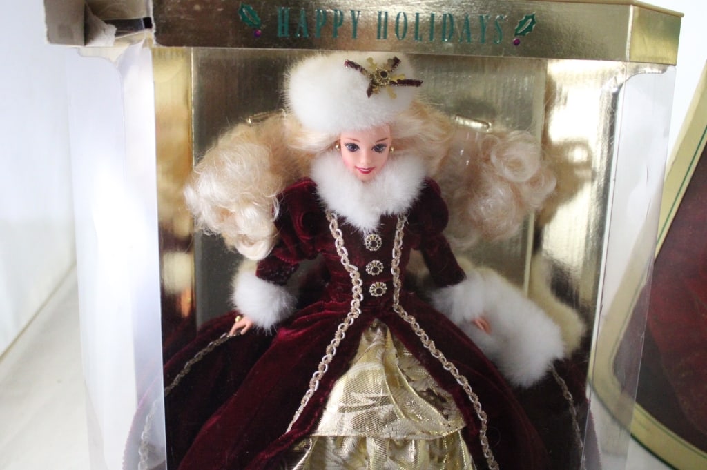 3 Holiday Barbies Special Editions 1993, 94, 96 - 14