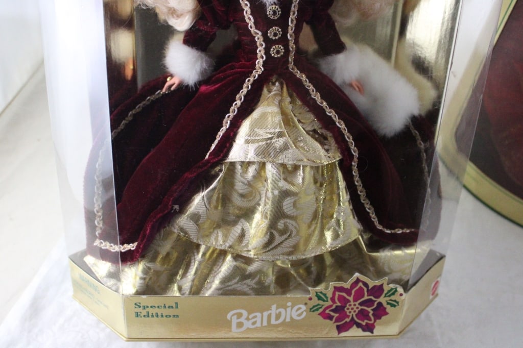 3 Holiday Barbies Special Editions 1993, 94, 96 - 15
