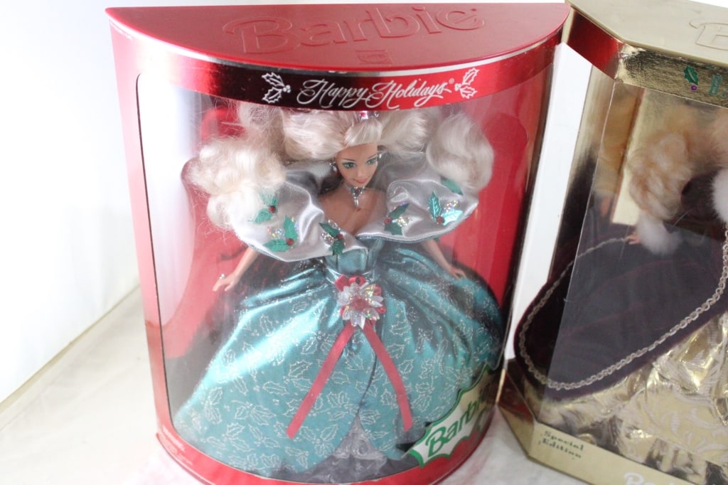 2 Holiday Barbies Happy Holidays in Boxes - 2