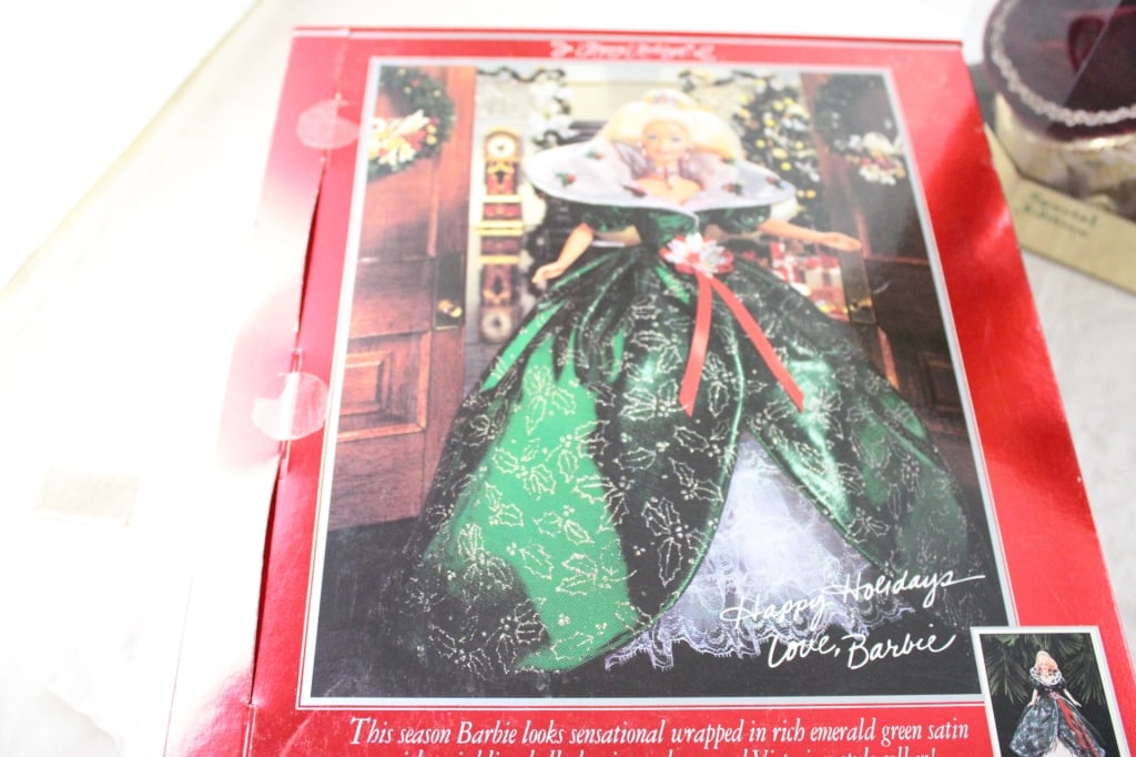 2 Holiday Barbies Happy Holidays in Boxes - 9