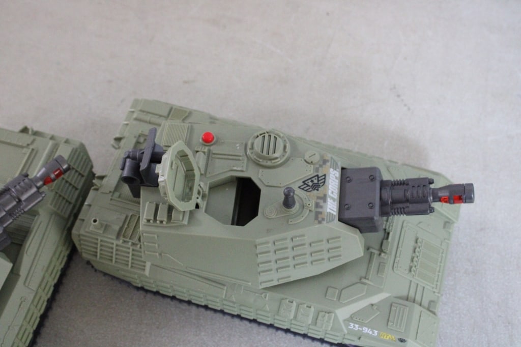 3 Military Vehicles- Lanard Tanks & Heroes Badger - 12