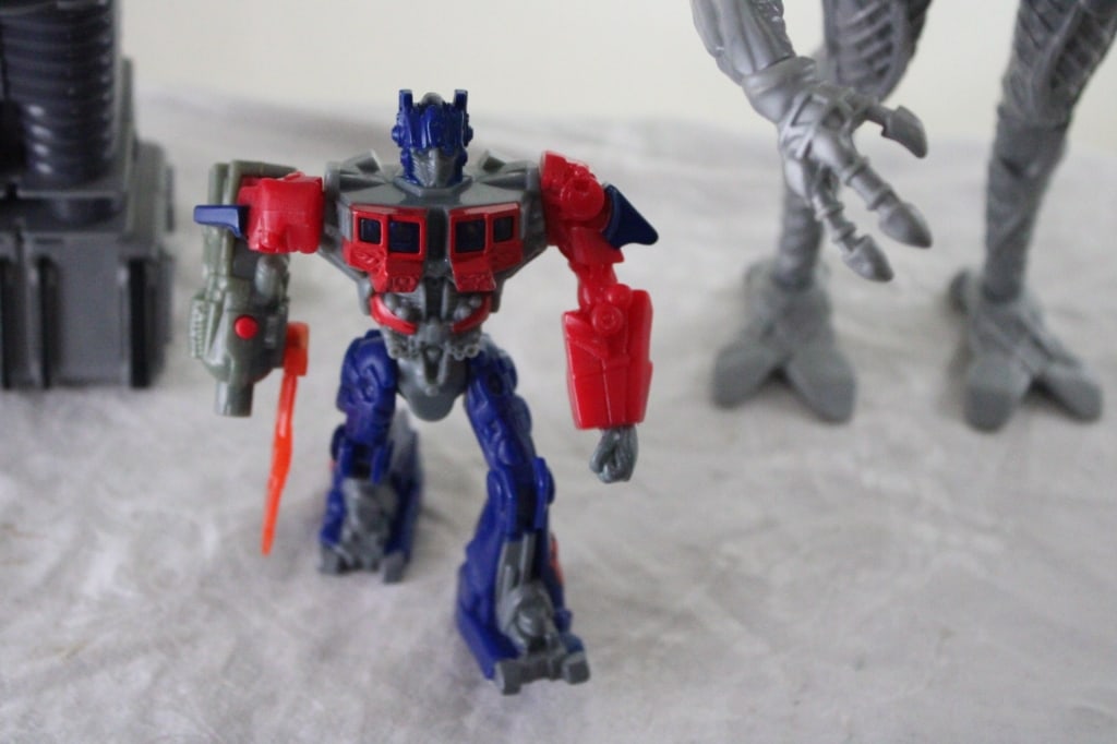 10" Bandai Alpha 5 Talking Power Ranger & More - 2