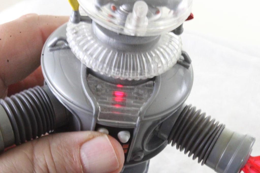 10" Bandai Alpha 5 Talking Power Ranger & More - 9