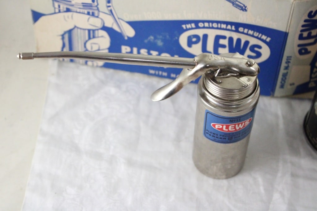 1965 Barbie Thermos, Beater Jar & More - 2