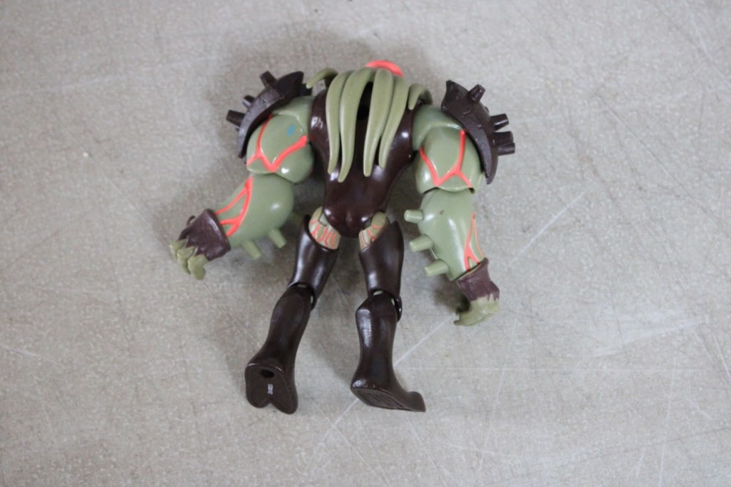 Ben 10 Rust Bucket Play Set RV Transformer - 5