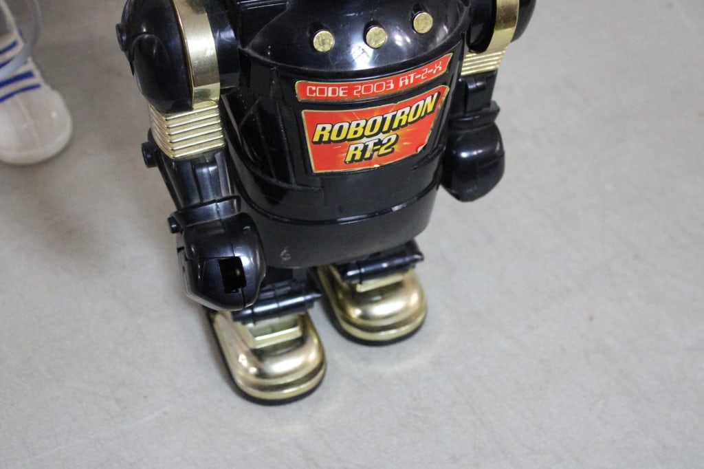 My Pal 2 Talking Robot & Robotron Robot RT2 - 11