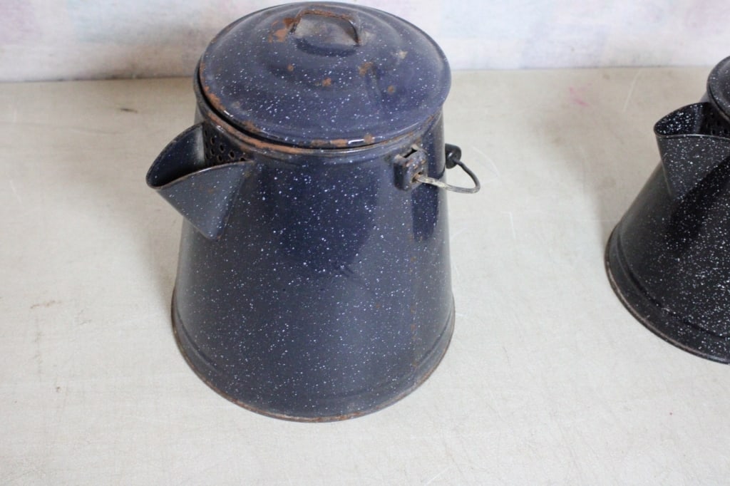 2 Graniteware Cowboy Campfire Coffee Pots - 4