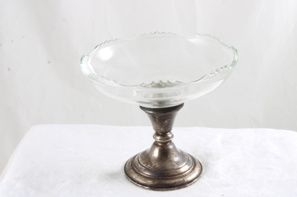 Whiting Sterling Silver & Glass Pedestal Compote: Whiting Sterling Silver & Glass Pedestal Compote - Lot Size 6" x 6" x 6". 2 Lbs. All information and photos, which are part of the description, are intended to be as accurate as possible, but errors
