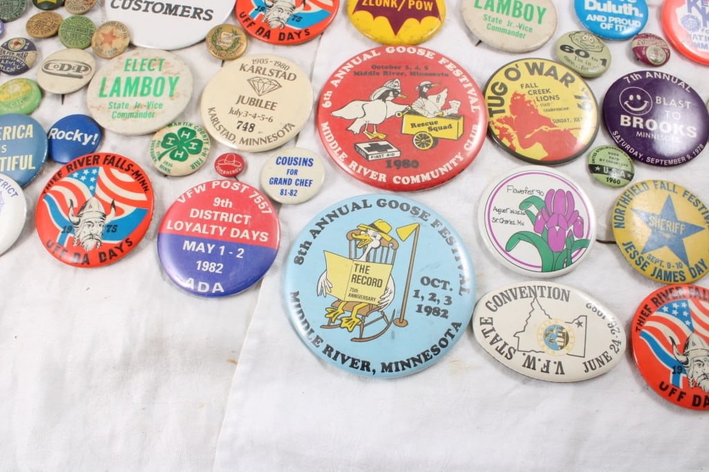 Vintage Fish Bowl & Advertising Pinbacks - 12
