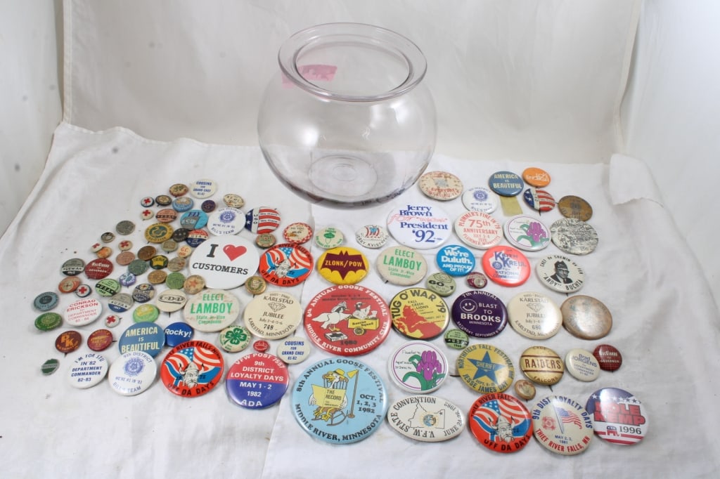 Vintage Fish Bowl & Advertising Pinbacks (1 of 20)