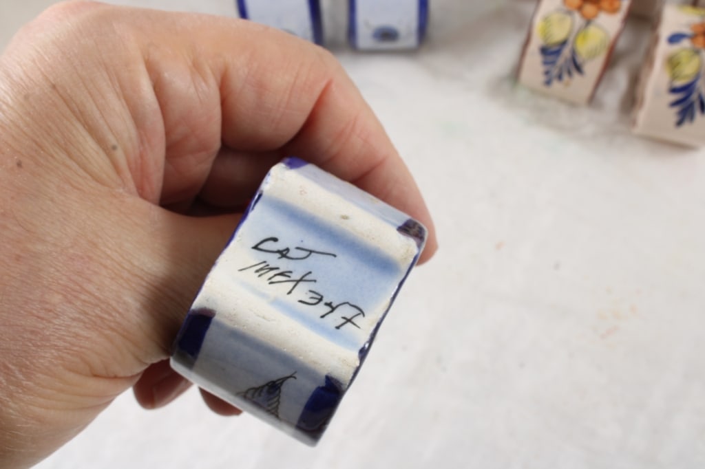 25 Porcelain Figural & Other Napkin Rings - 16