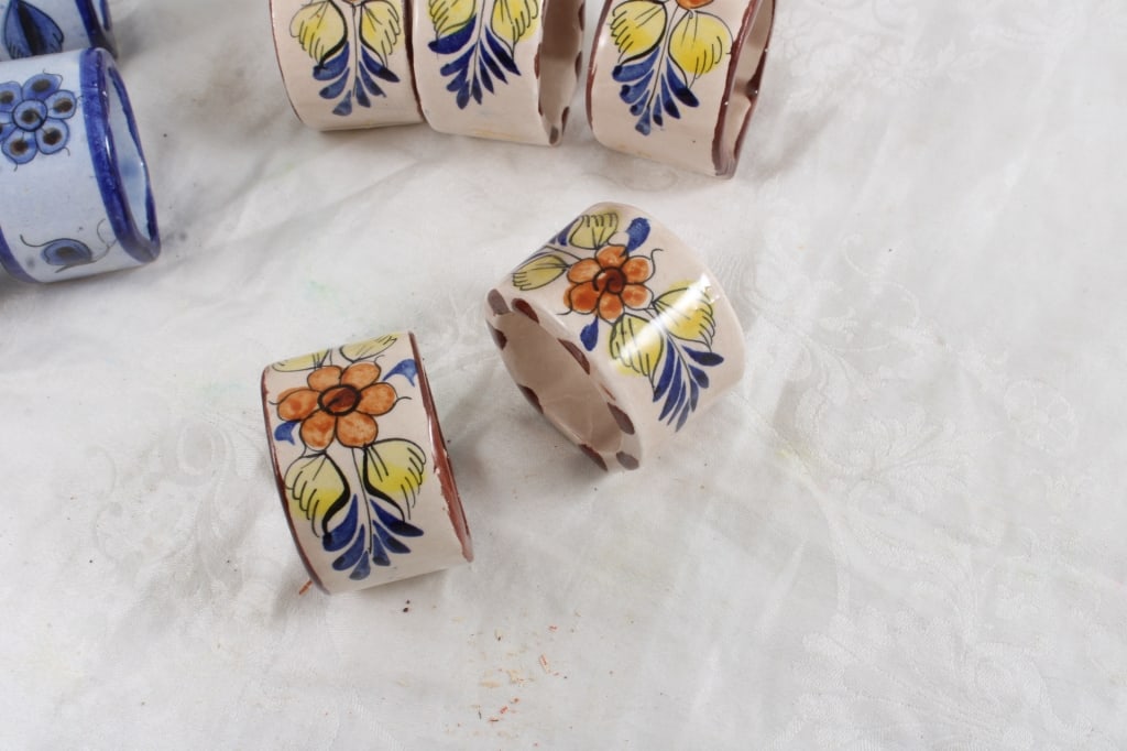 25 Porcelain Figural & Other Napkin Rings - 17
