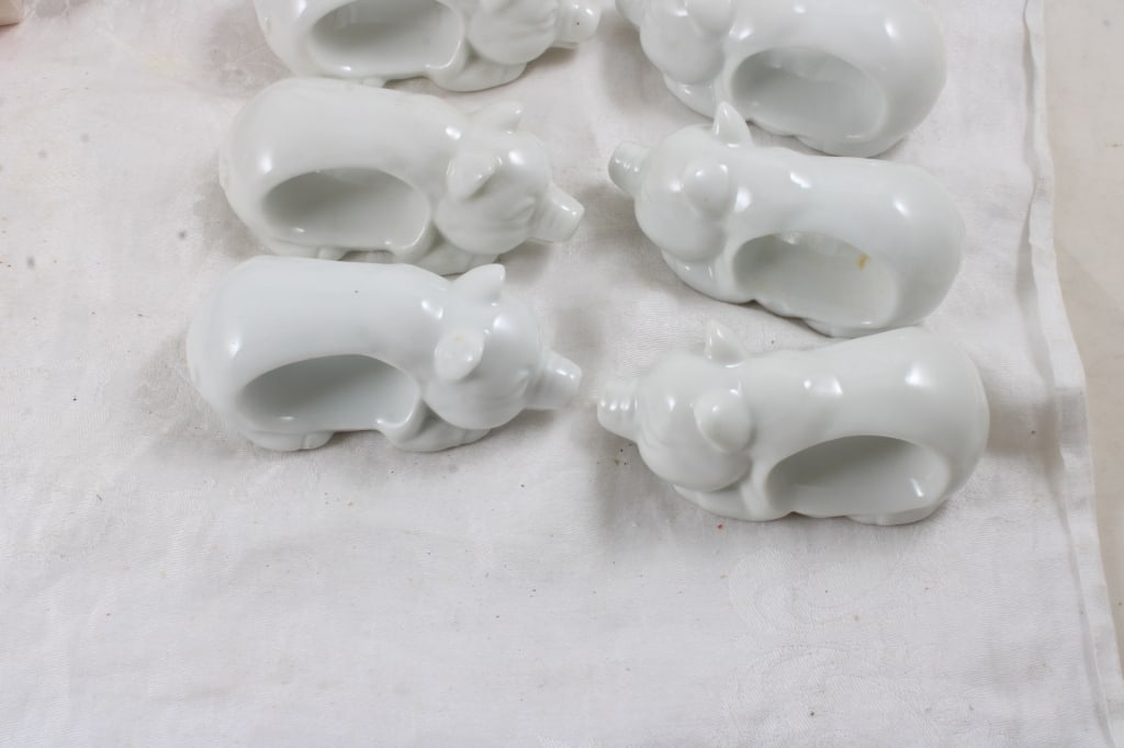 25 Porcelain Figural & Other Napkin Rings - 2