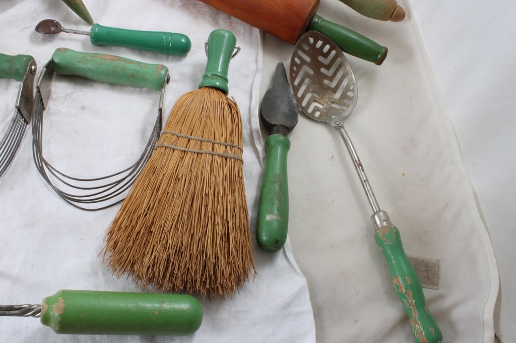 Antique Green Handle Kitchen Utensils - 11
