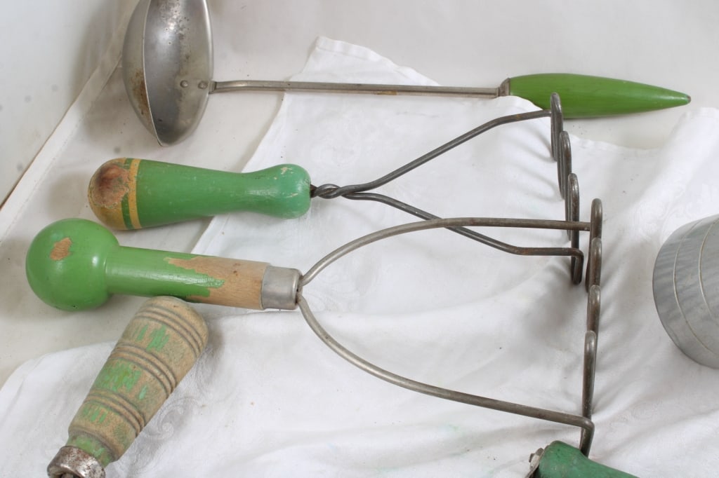 Antique Green Handle Kitchen Utensils - 4