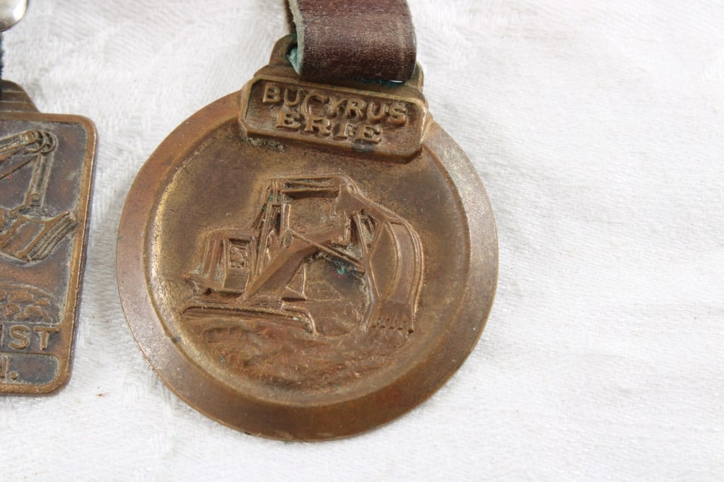 Bucyrus Hydra-Unit & American Hoist Watch Fobs - 4