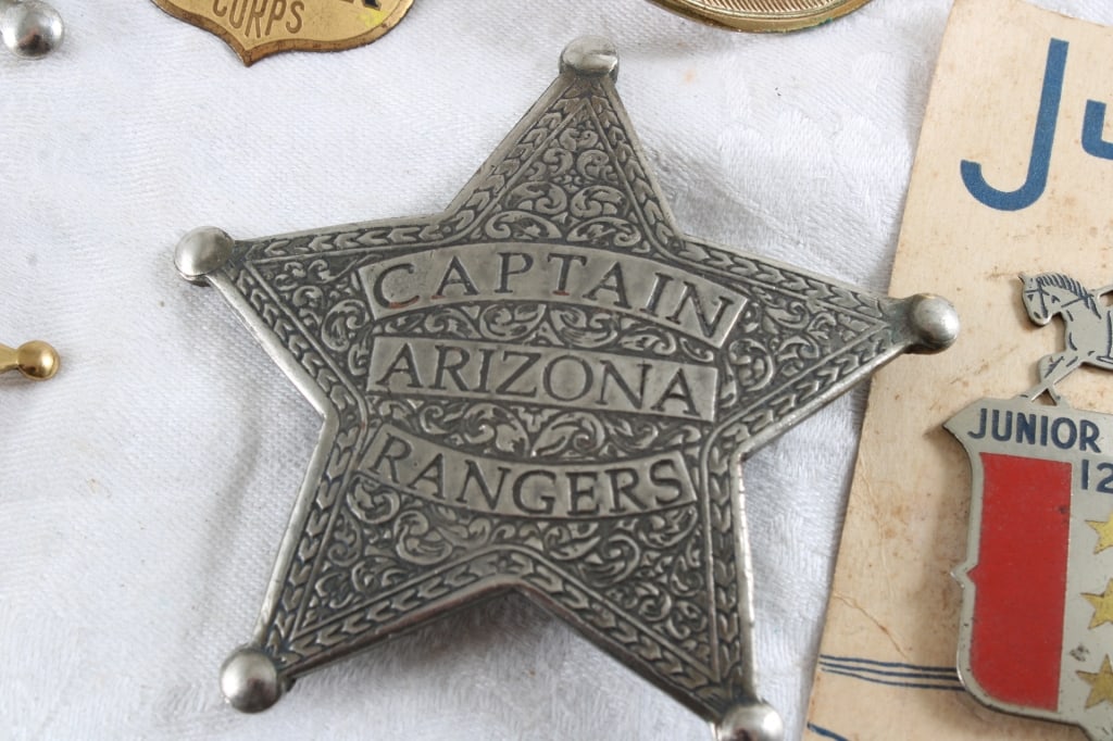 6 1950s Badges -Melvin Purvis Junior G-Man & More - 5