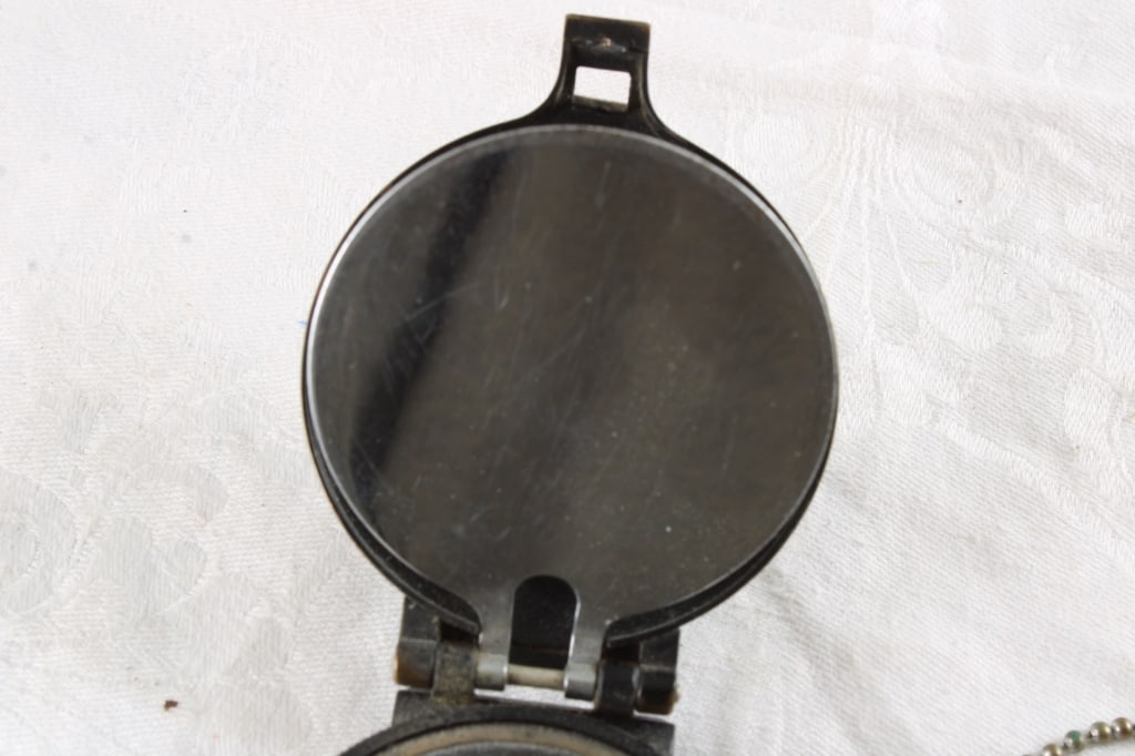 Military, Leedawl & Key Chain Compasses - 3