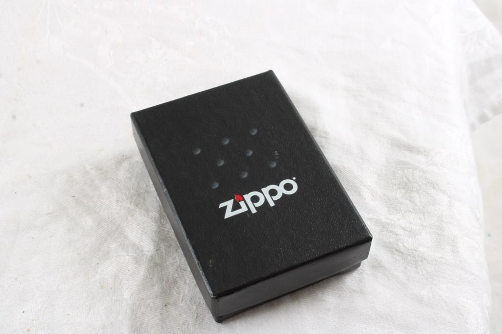 1984 Embossed Zippo & Allied Van Lines Lighters - 17
